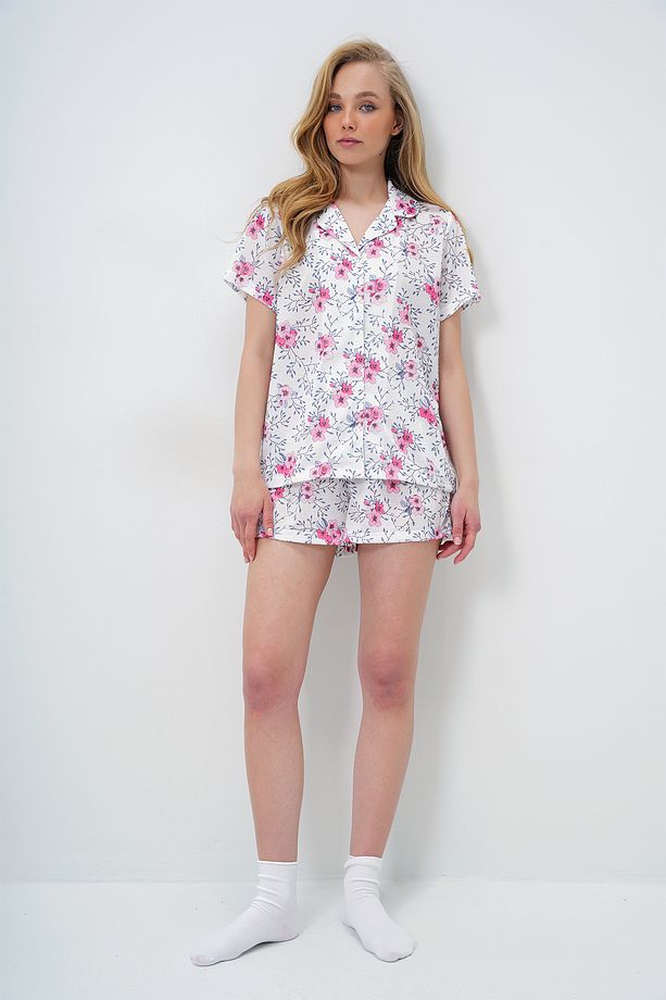 Kadın Gri Pembe Çiçek Desenli Örme Pamuklu Gömlek Ve Şort Pijama Takımı PJM-X13886 - 4