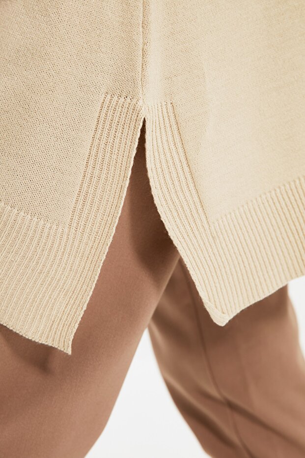 Sweter z dzianiny w kolorze kamienia TCTAW22AK0010 - 4