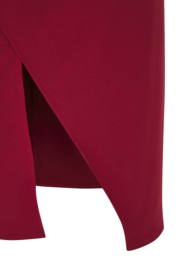 Bordo Madonna Yaka Fırfırlı Yırtmaçlı Dokuma Büyük Beden Elbise TBBSS25AH00142 - 7
