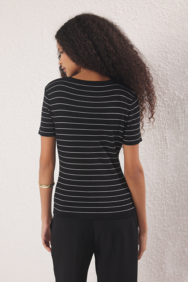 Siyah*001 Bisiklet Yaka Triko İnce Bluz TWOSS25BZ00300 - 4