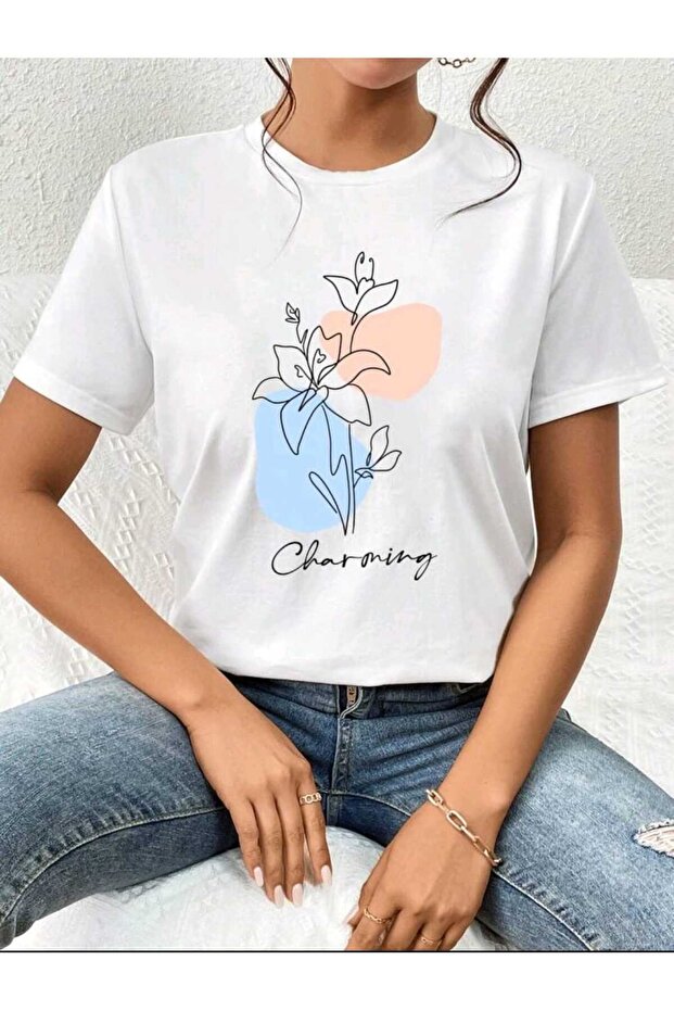 تيشيرت نسائي من مجموعة FLORAL