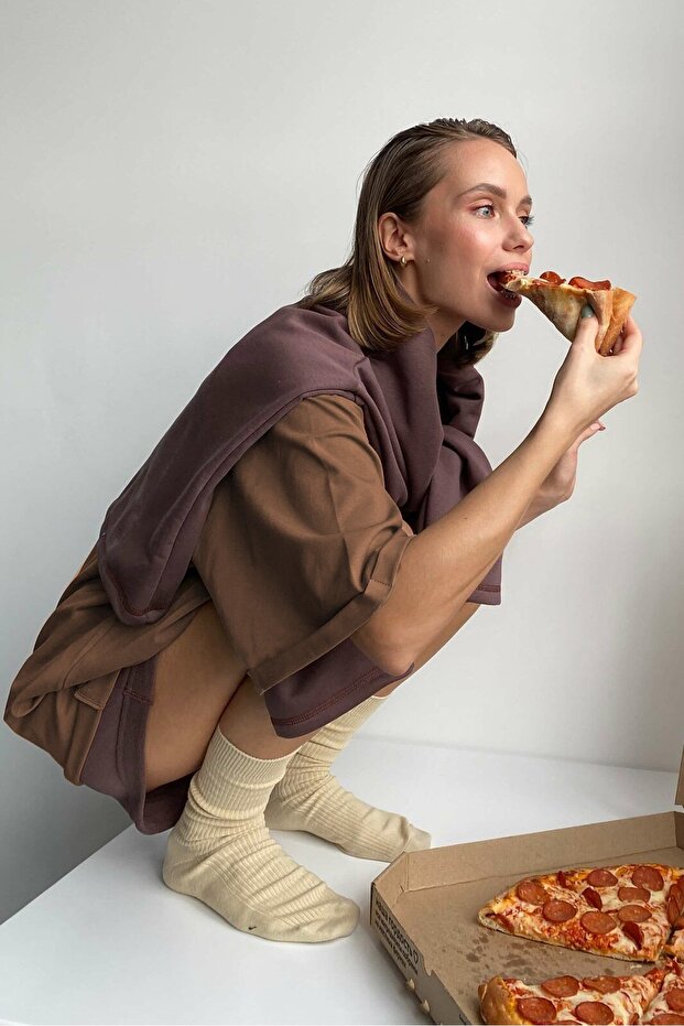 Γυναικείο μπλουζάκι Milky Brown Oversize Basic - 2