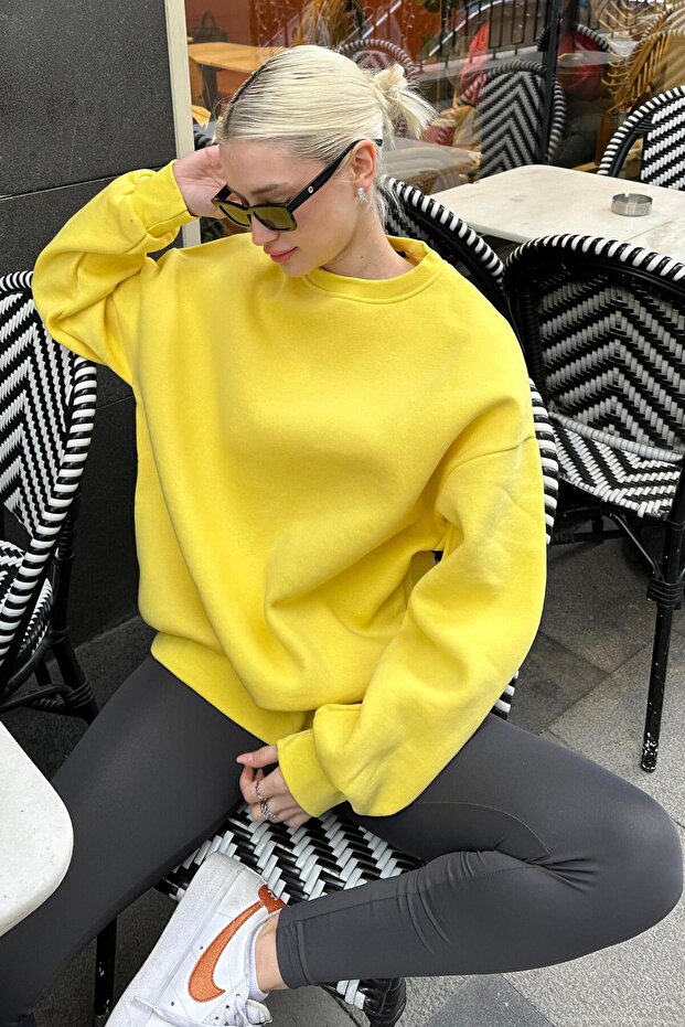 Sarı Bisiklet Yaka Basic Sweatshirt MG1559 - 1