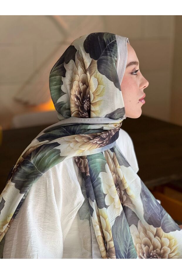 Hydrangea Pattern Lina Shawl - 3