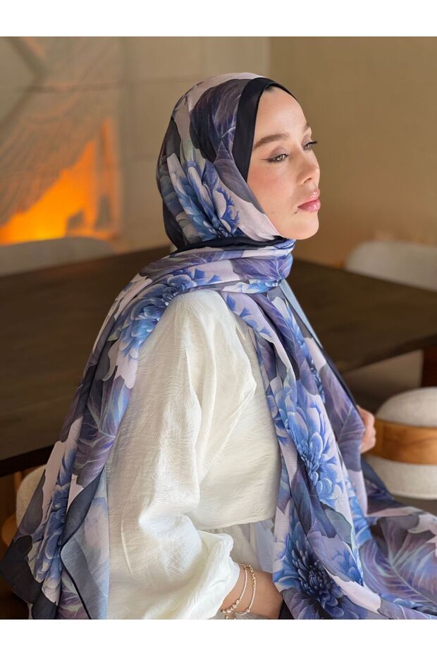 Hydrangea Pattern Lina Shawl - 2