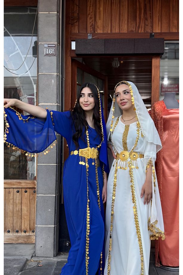 ÇEYREKLİ ŞİFON YÖRESEL ELBİSE - 2