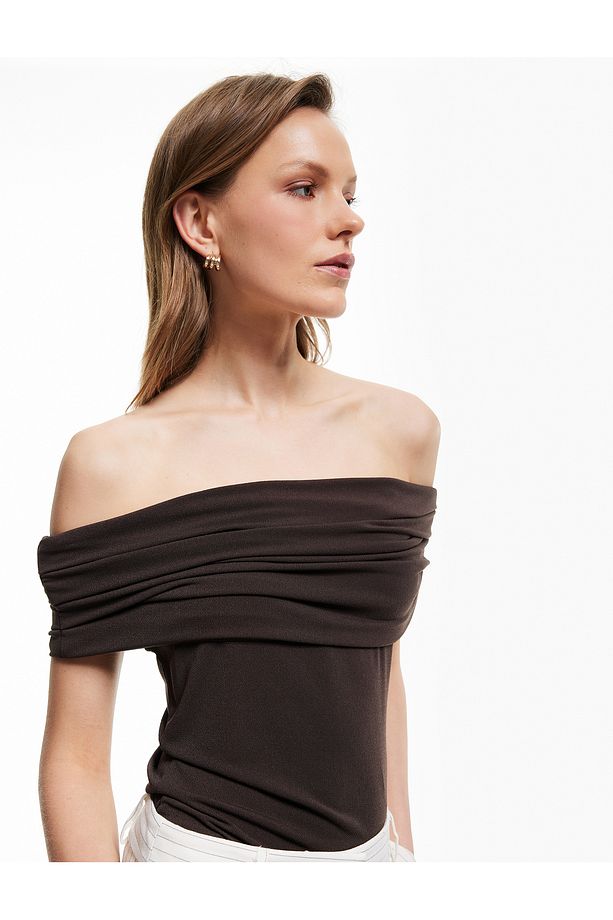 Krep Kumaş Drape Detaylı Straplez Bluz - 1