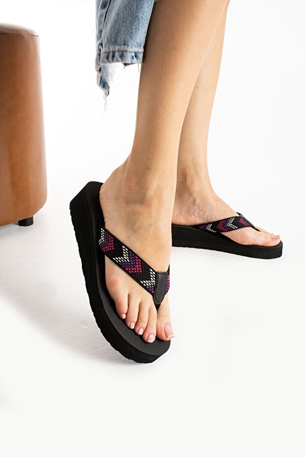 Kaila Women's Black Platform Wedge Heel 4.5 cm Fabric Flip Flops Summer Pool Beach Slippers