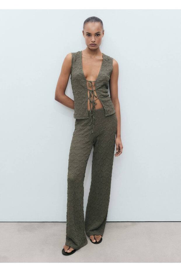 Strukturierte Bluse mit Bindeband - 2