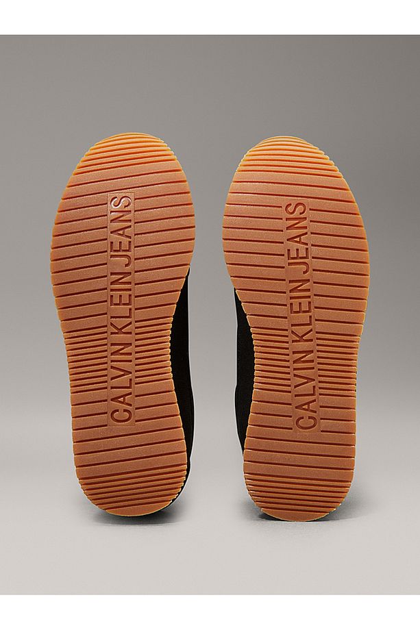 Canvas Trainers - 5