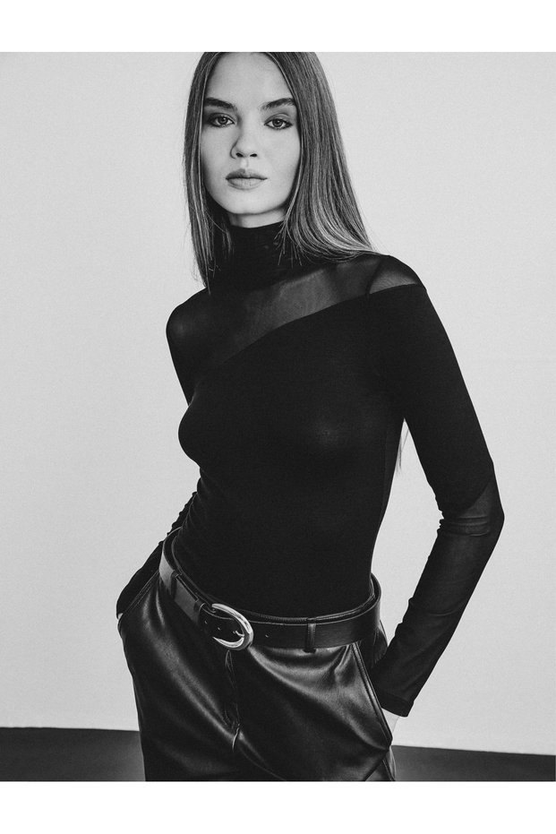 Long Sleeve T-Shirt Turtleneck Tulle Detail