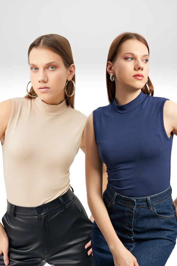 Women's Cream Navy Blue 2-Piece Sleeveless Body
