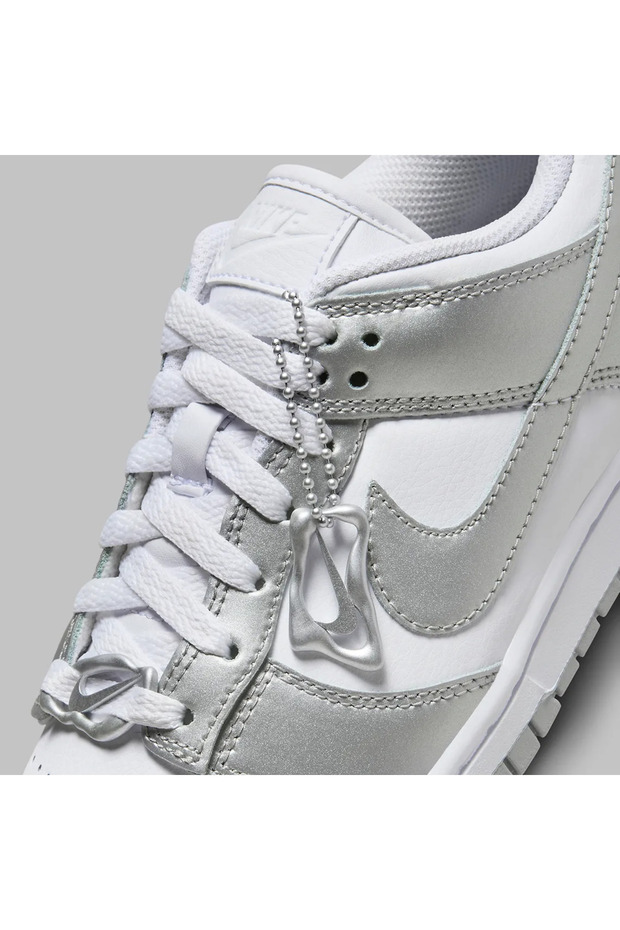 Dunk Low “Metallic Silver” - 3