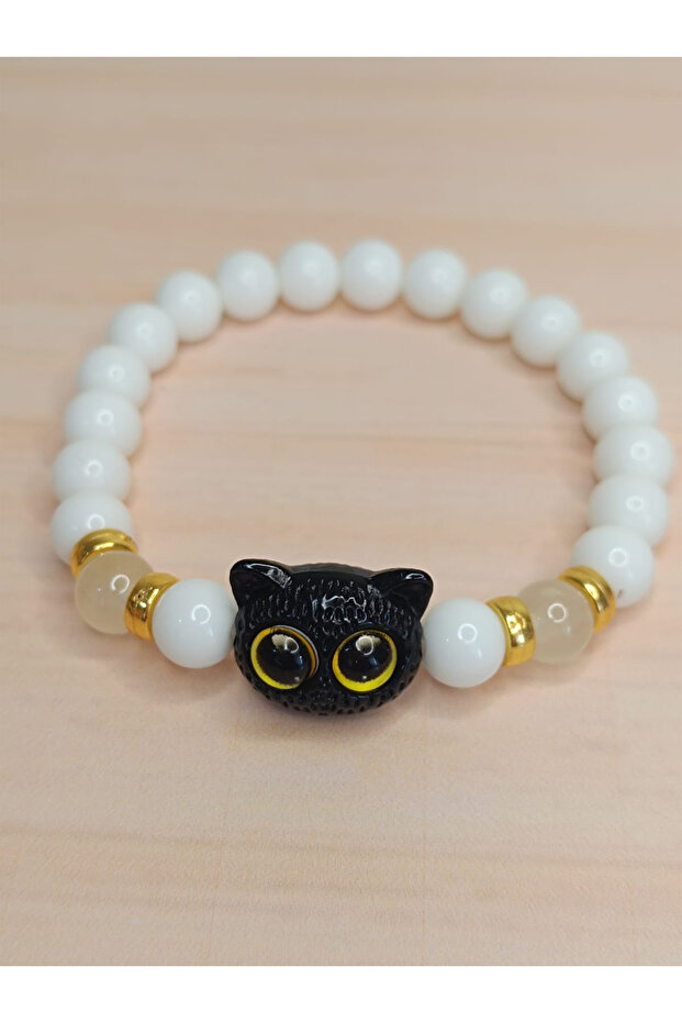 Shimmering Charm Cat Bead Bracelet