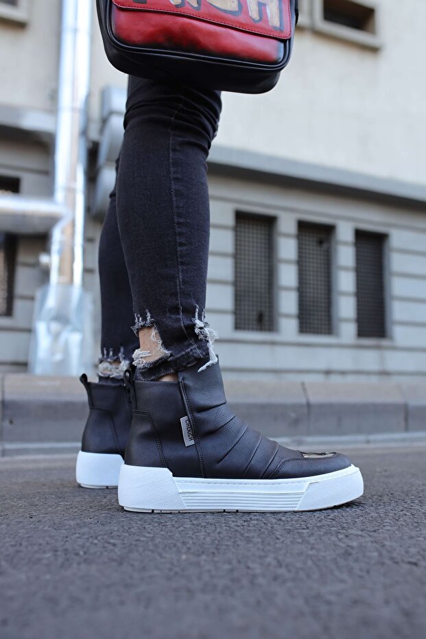 Zippered Men's Flat Boots Black