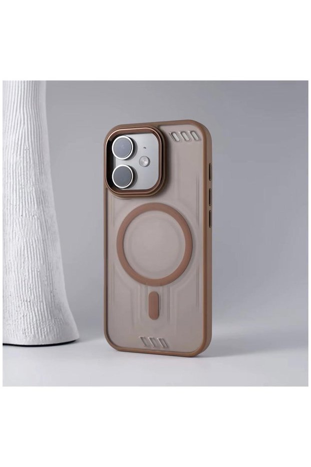 غطاء متوافق مع هاتف Apple iPhone 12، طراز M-Safe Vault، مصنوع من السيليكون (إطار معدني)، لون "ديزرت تيتانيوم".