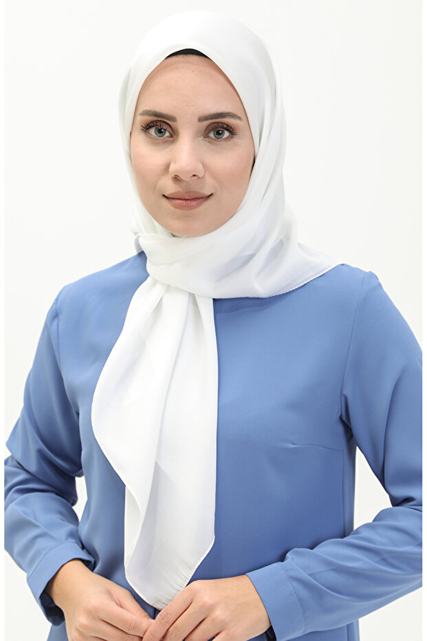 وشاح كريستال أبيض - موديل 1098-14