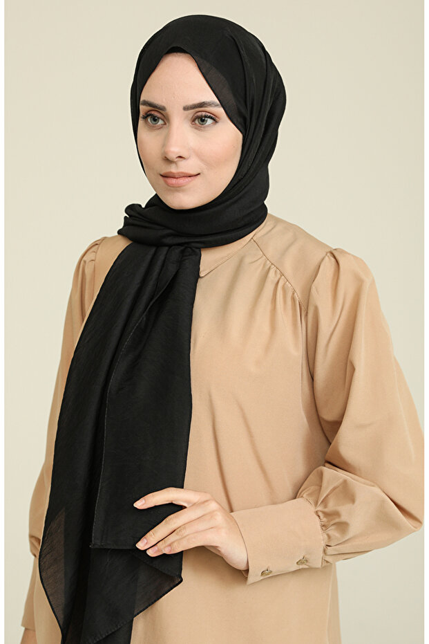 Madame Mary Aerobin Shawl 19078-01 Black