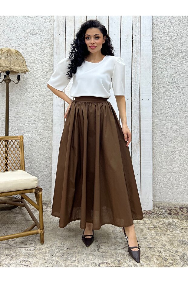 تنورة منتفخة من البوبلين البني