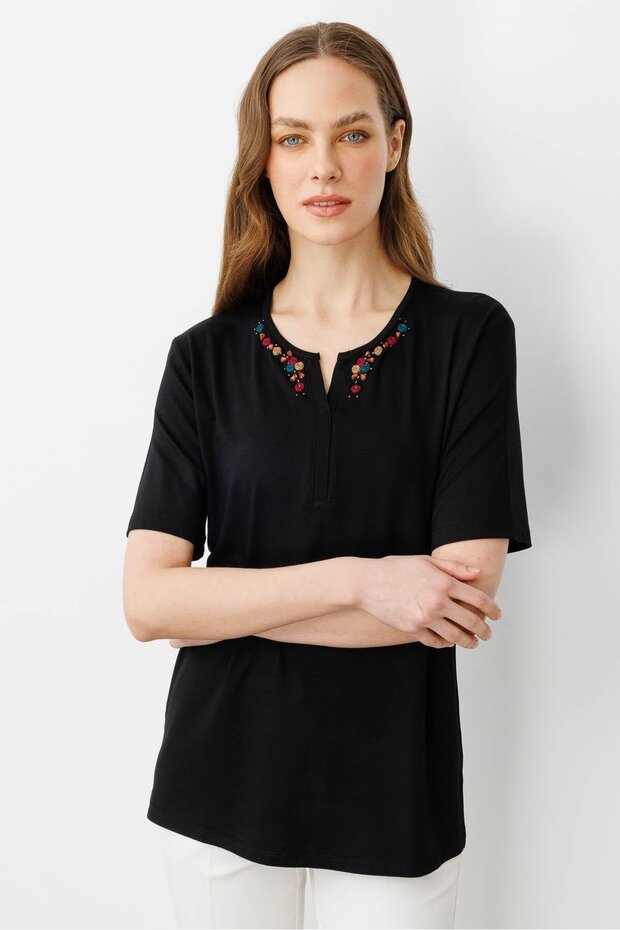 Women's Open Collar Embroidered T-Shirt Black