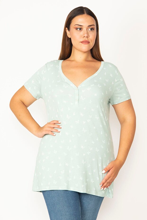 Women's Large Size Green Buttoned V-Neck Butterfly Printed Blouse 65n28040