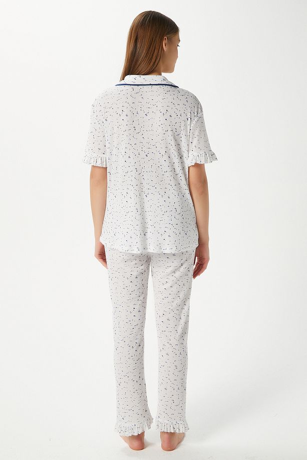 Kadın Fırfırlı Mavi Minik Çiçekli Ön Düğmeli Kısa Kol Alt Üst Pijama Takımı - 5