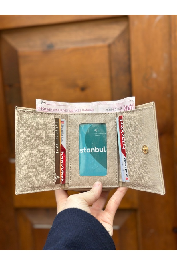 Small Size Wallet for Daily Use with Comfort, 10/7,5cm Size - 1