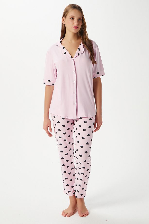 Kadın Lily Yumuşak Doku Pembe Kalpli Ön Düğmeli Kısa Kollu Pijama Takımı - 4