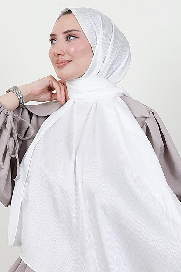 شال جانجان أبيض