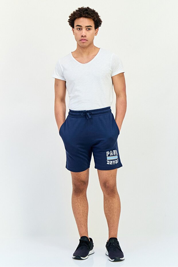 شورت رجالي أساسي بطبعة جرافيكية، أزرق داكن - 4