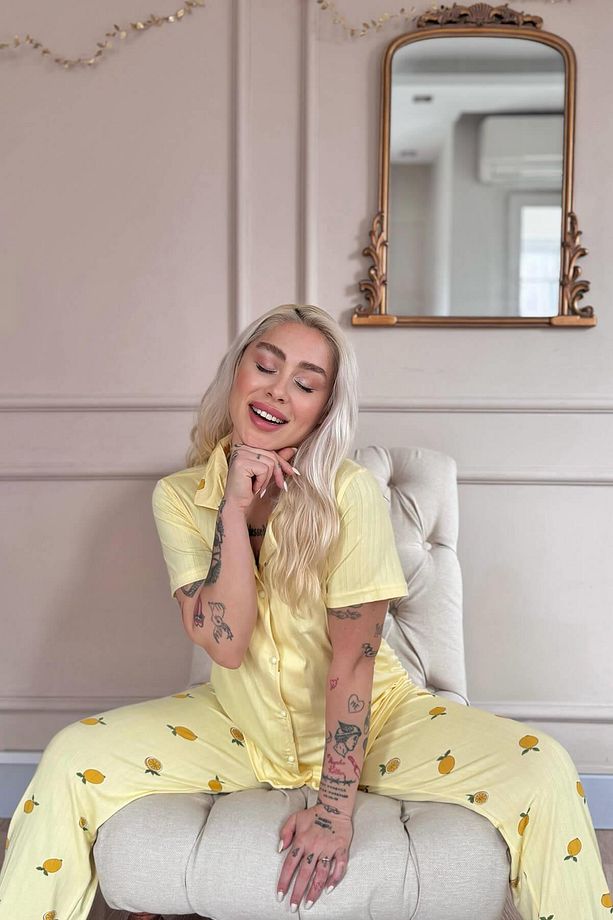 Sarı Citrus Charm Desenli Önden Düğmeli Marlenka Pijama Takımı - 4