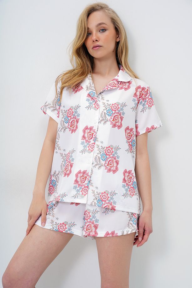 Kadın Ekru Desenli Önü Düğmeli Dokuma Gömlek Ve Şort Pijama Takım PJM-X13890 - 3