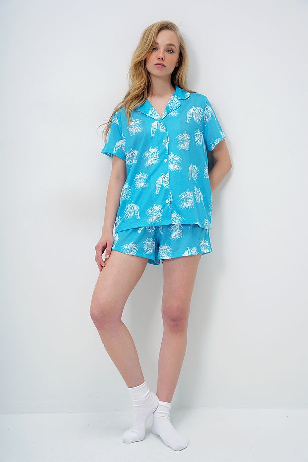 Kadın Mavi Çiçek Desenli Örme Pamuklu Gömlek Ve Şort Pijama Takımı PJM-X13886 - 3