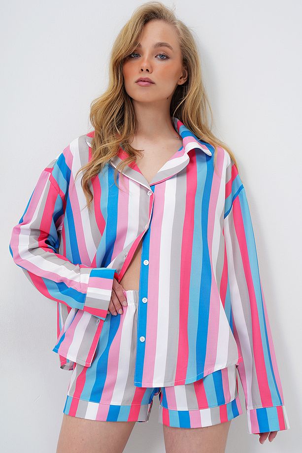 Kadın Mix V Yaka Manşet Ve Paça Detaylı Dokuma Yazlık Gömlek Ve Şort Pijama Takım ALC-X14110 - 1
