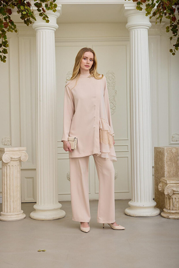 Merwe by Lace Chiffon Ruffled Crepe Set - 5