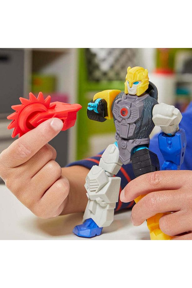 Transformers Mix Mashers Bumblebee Figür – Parçalanabilir ve Karıştırılabilir Robot Oyuncak - 5