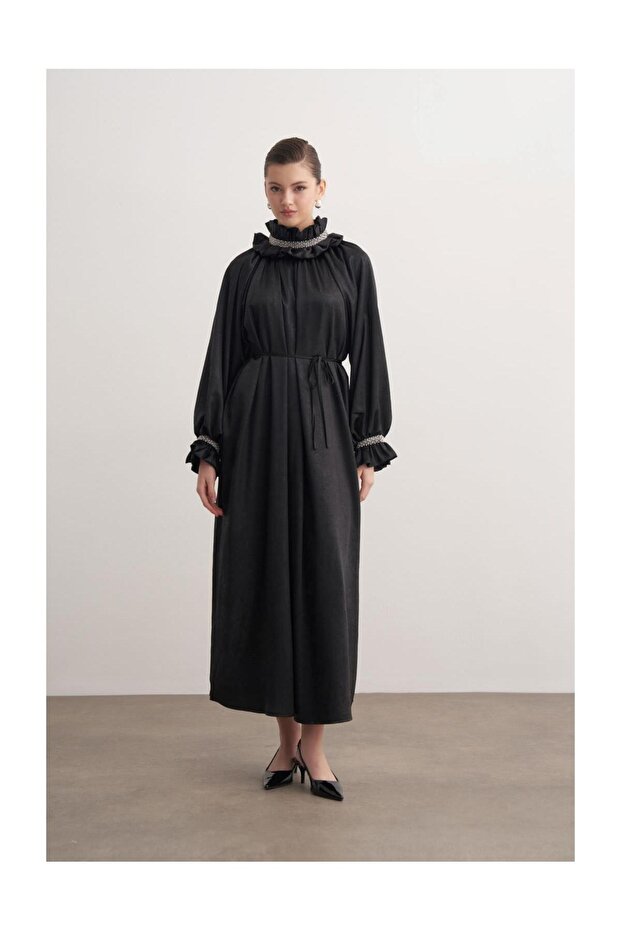 Fırfırlı Taş İşlemeli Abiye Elbise - 1