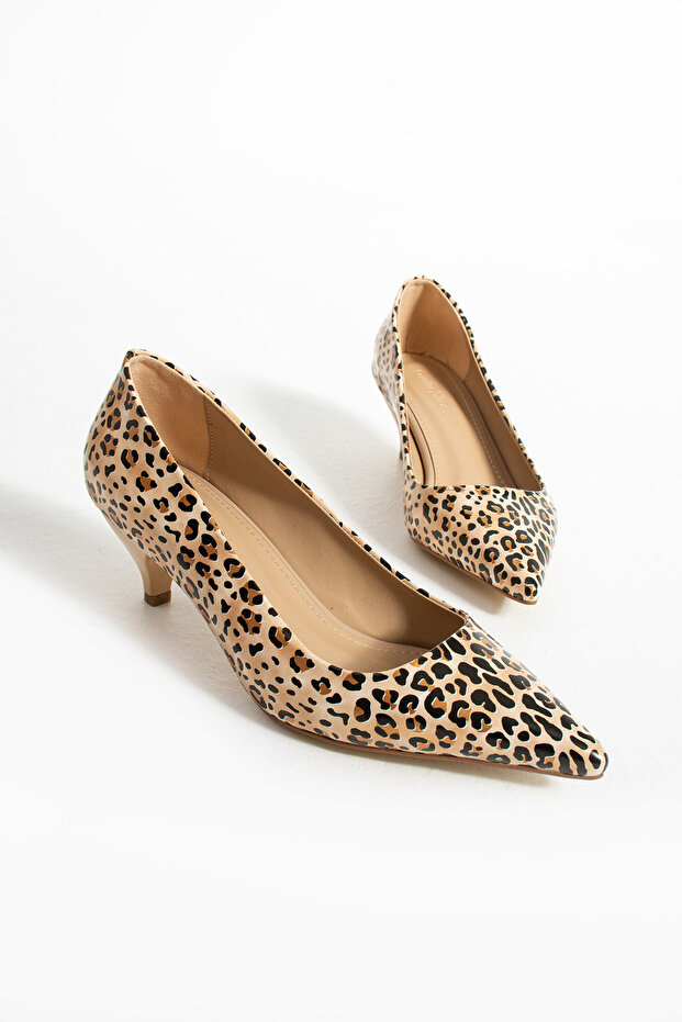 Parlak Rugan Bej Leopar Desen 5cm Topuk Sivri Burun Kadın Stiletto Günlük Rahat Kalıp Ayakkabı - 6