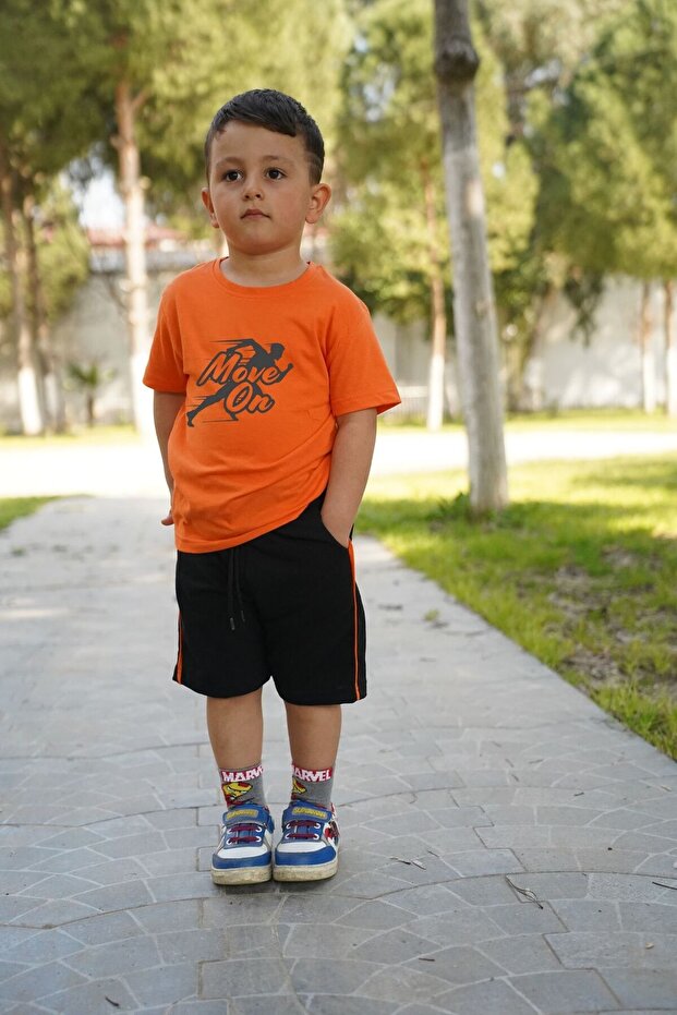 Printed Basic T-Shirt & Capri Double Set - 1