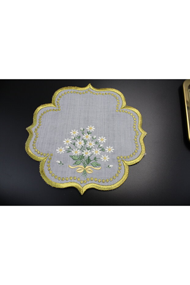 Daisy Patterned Polka Dot Cocktail Napkin 1 Piece