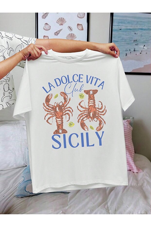 Oversize Cut Short Sleeve Printed T-Shirt
