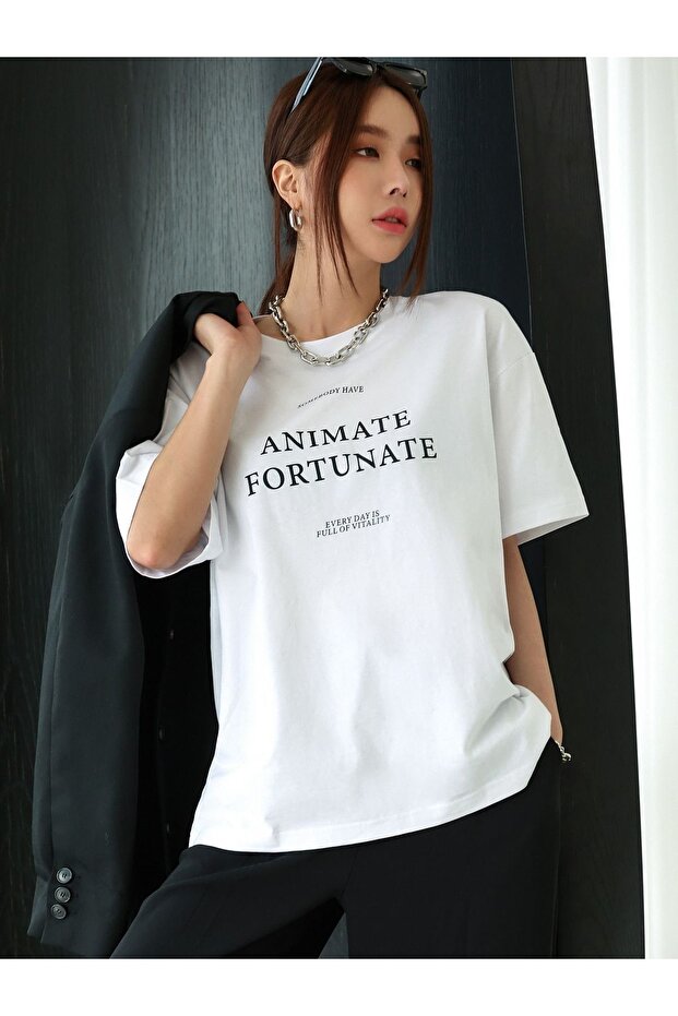 Oversize Cut Short Sleeve Printed T-Shirt