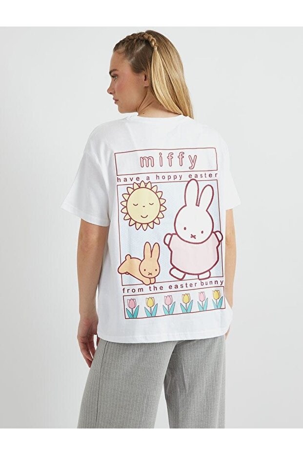 Oversize Cut Short Sleeve Printed T-Shirt