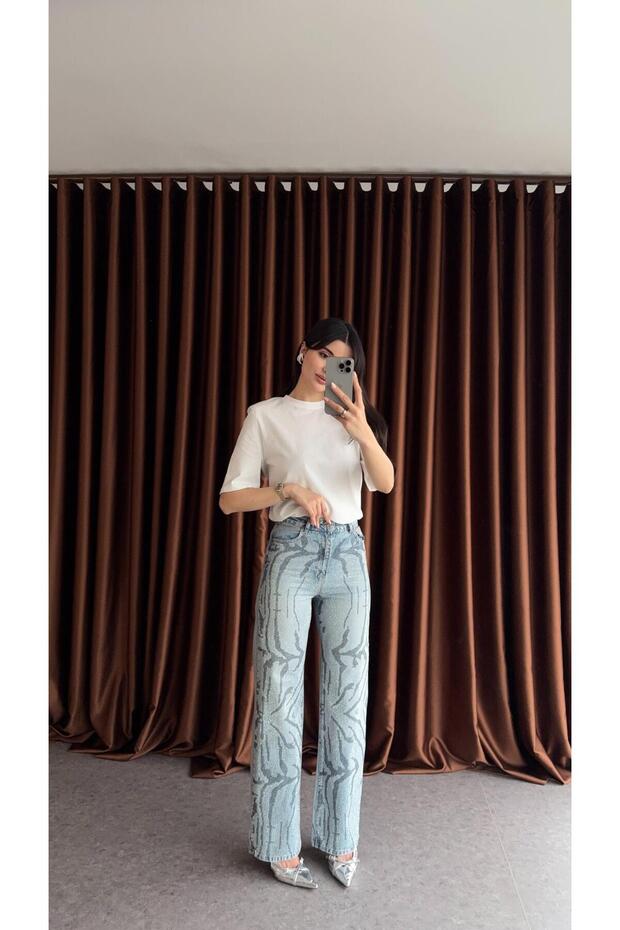 حجر منقوشة جان - 1