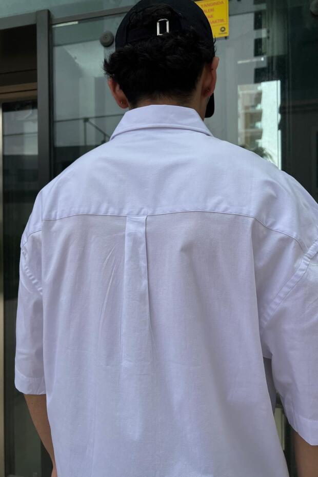 Beyaz Oversize Basic Kısa Kol Gömlek - 8