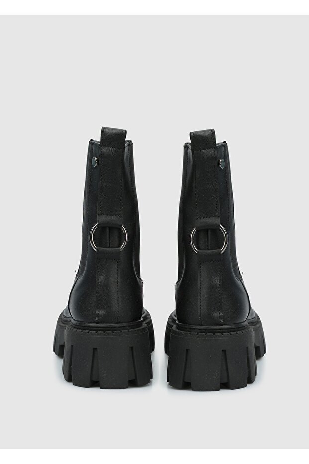 Siyah Kadın Bot - 4