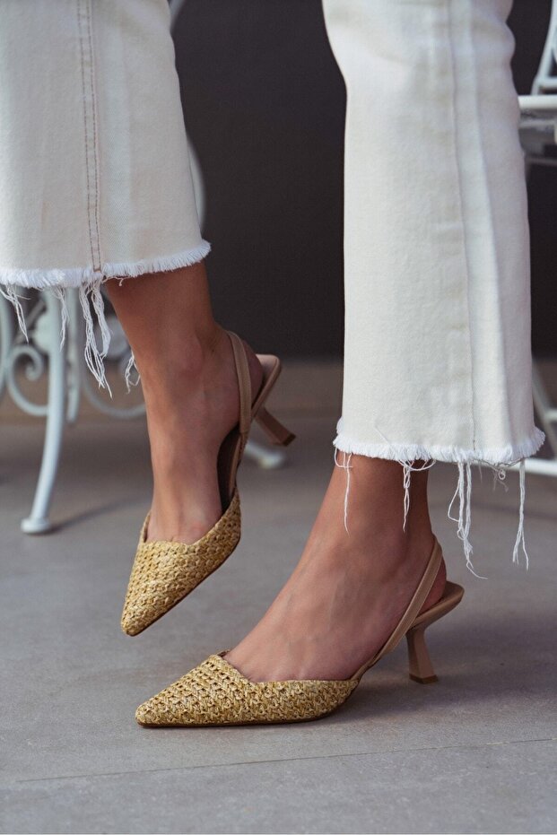 Ponnie bézs szalma hegyes orrú női sarkú cipő - 2