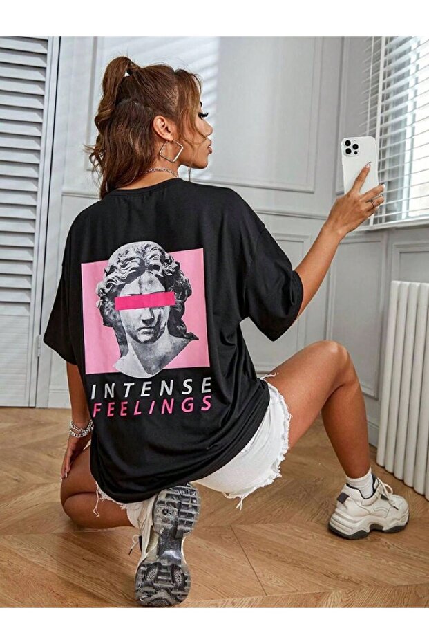 Oversize Cut Short Sleeve Printed T-Shirt