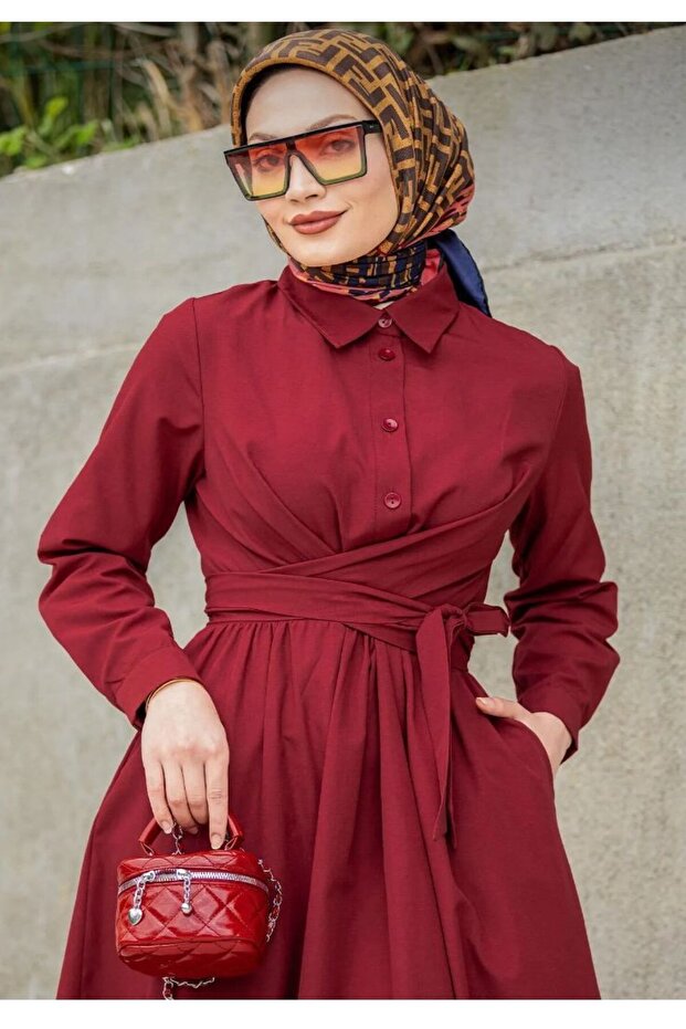 فستان مزين بأزرار نصف رقعة - 3