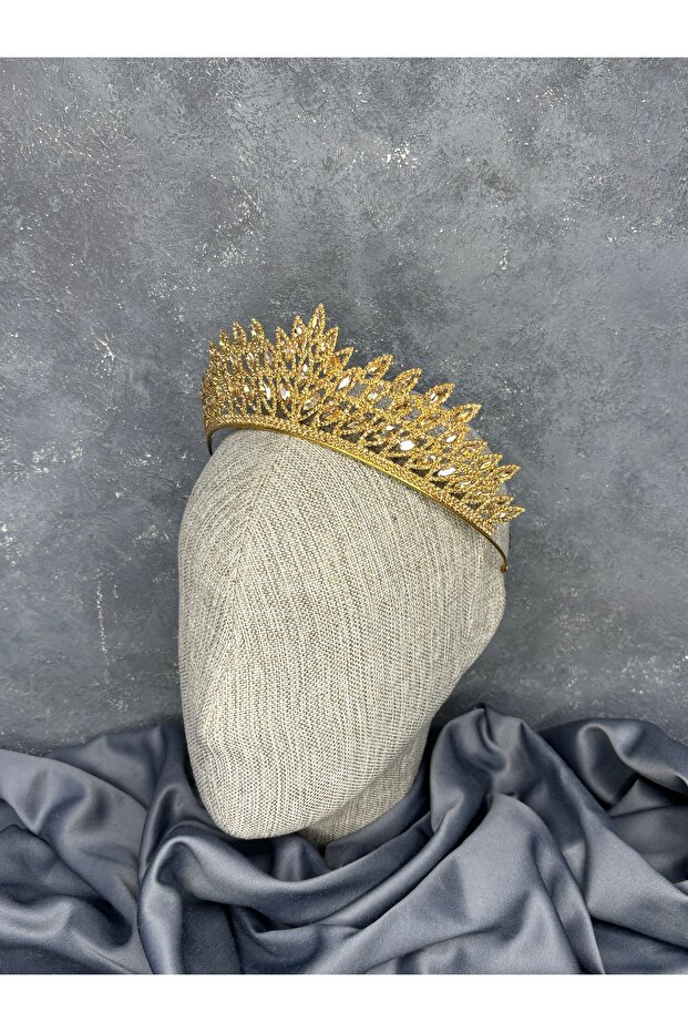 Beria Bridal Henna Crown with Thin and Stylish Touches